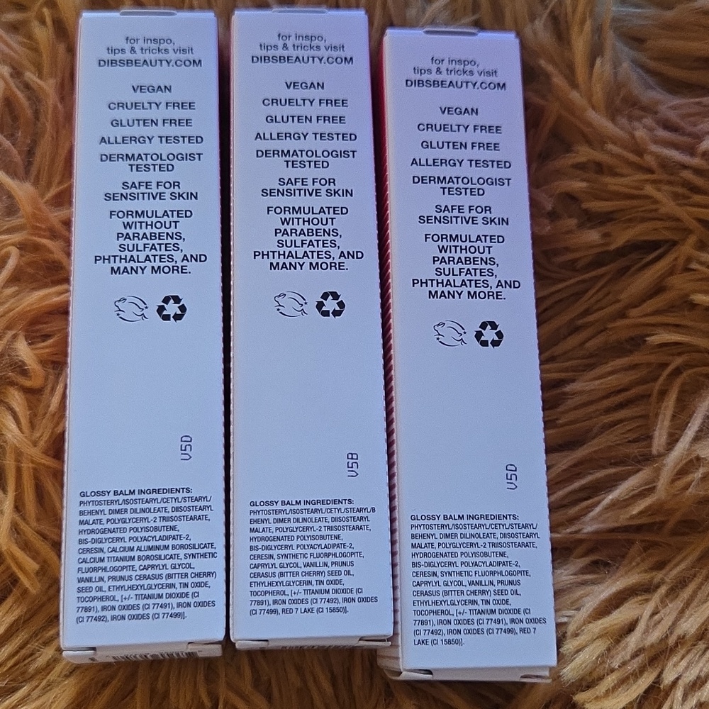 Go To Glossy Balm Lip Trio – Mims, Effortless Pink, Kiss Me Quick - Picture 3 of 5